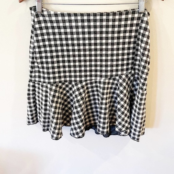 Sfera Dresses & Skirts - (Sfera) Collection Gingham Mini Skirt Black Size 8